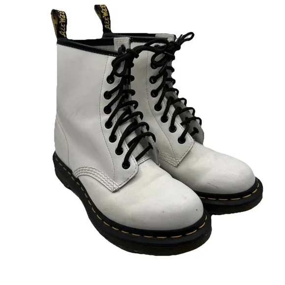 Dr. Martens 1460 White Leather Boots Women's 7 Lace-Up Combat Boots - Picture 1 of 11